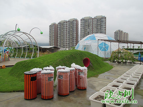 欣方圳鋼木垃圾桶，園林景區(qū)環(huán)境提升的好助手