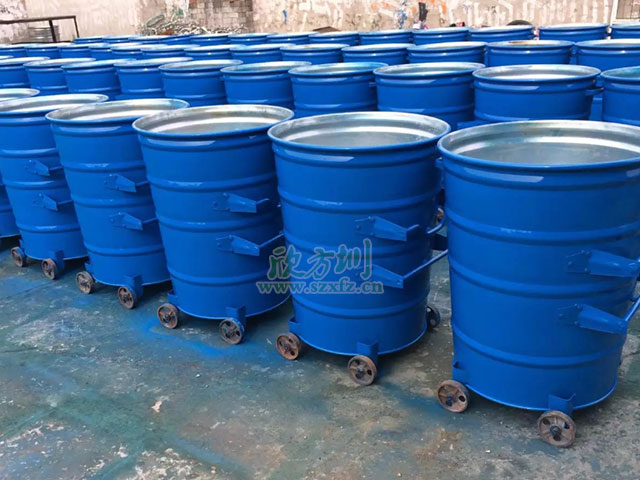 環(huán)衛(wèi)掛車?yán)皬S家 助推孝感鄉(xiāng)鎮(zhèn)清潔環(huán)保